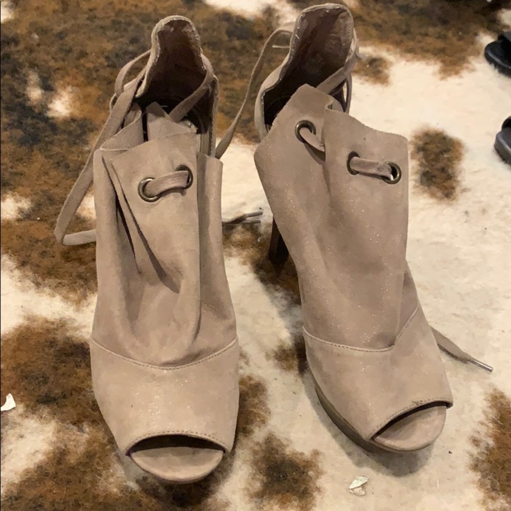 NINE WEST sparkle tan heels